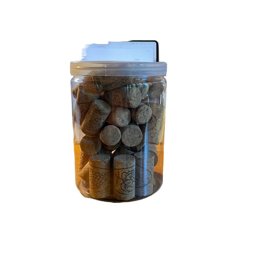🆕 corks - Picture 2 of 2